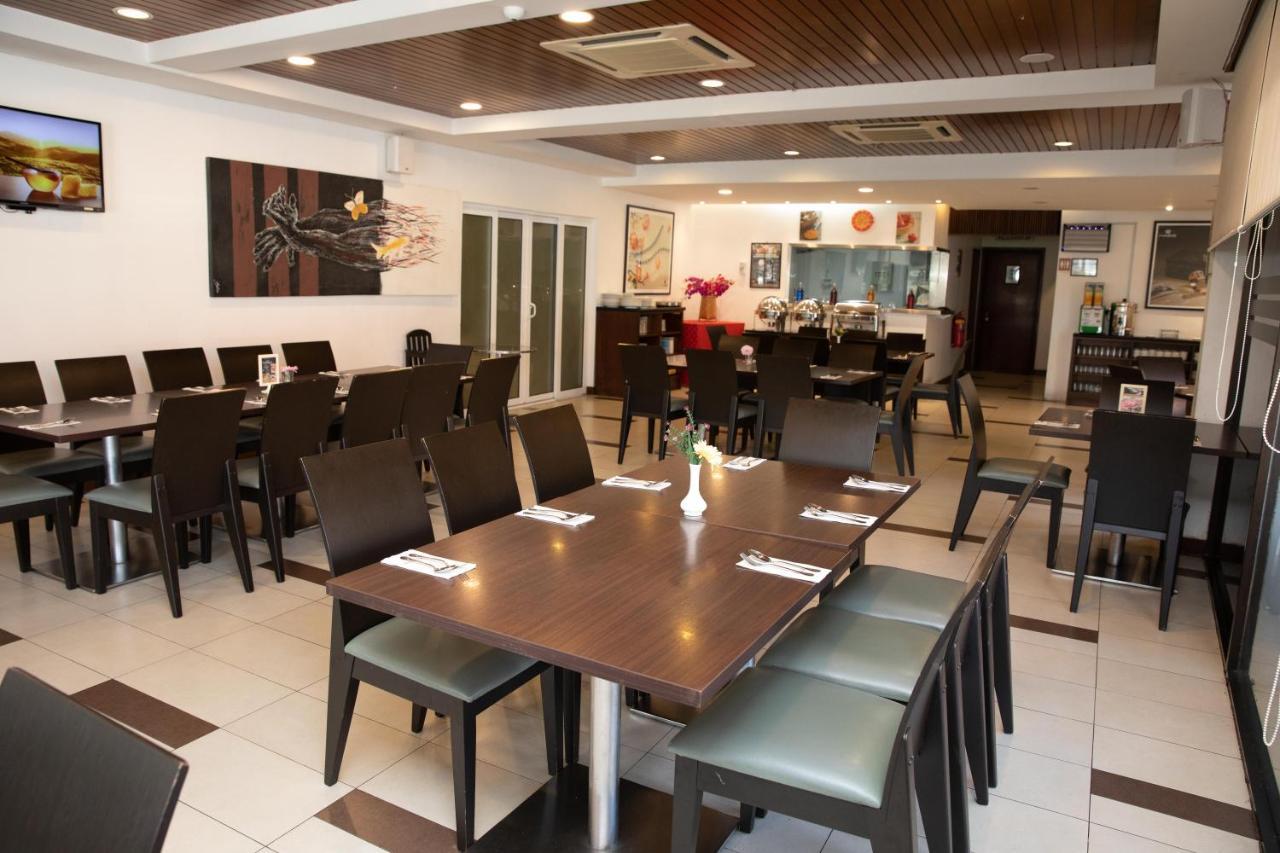 Jewels Hotel Kota Bharu Bagian luar foto