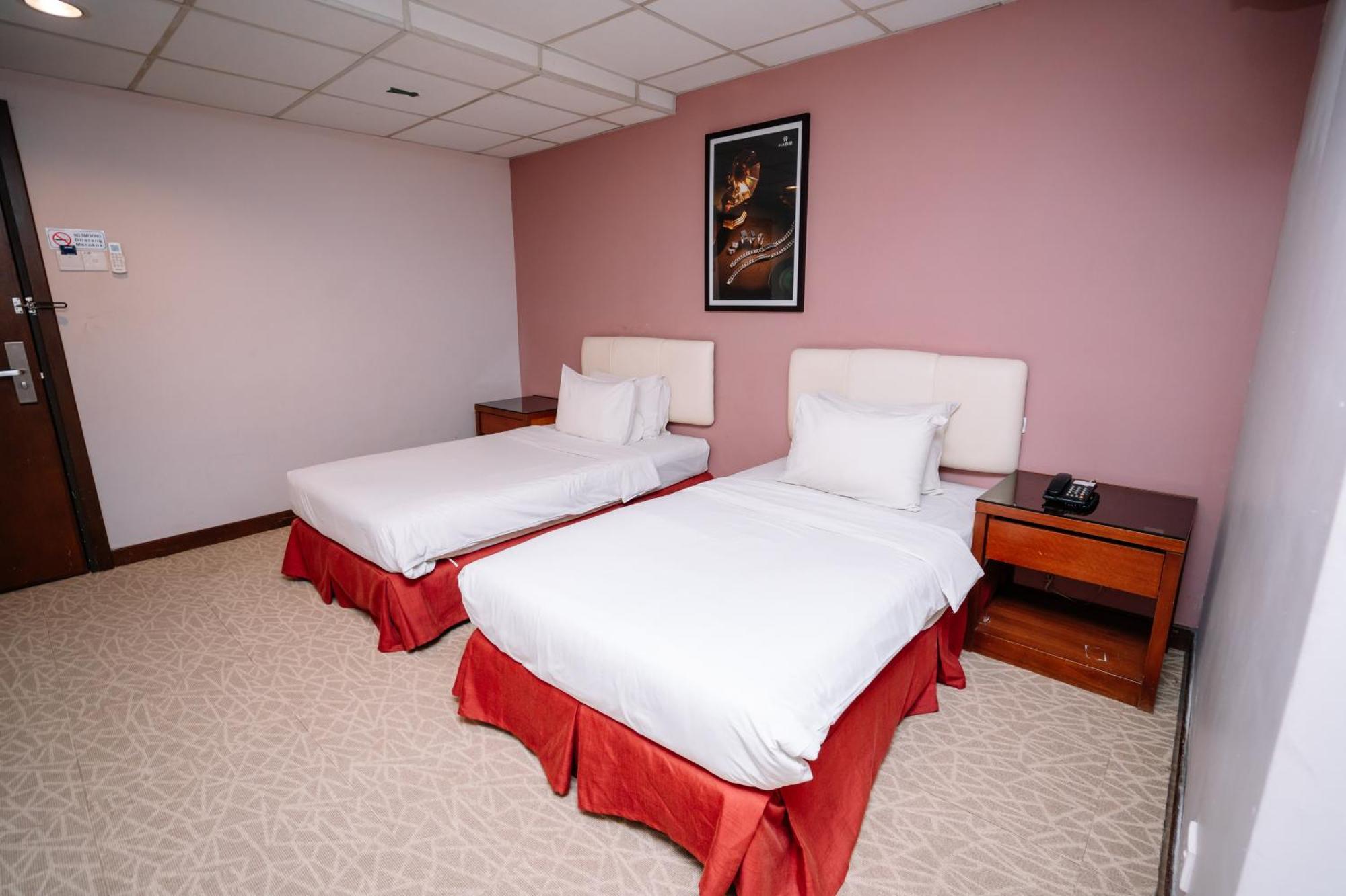 Jewels Hotel Kota Bharu Bagian luar foto