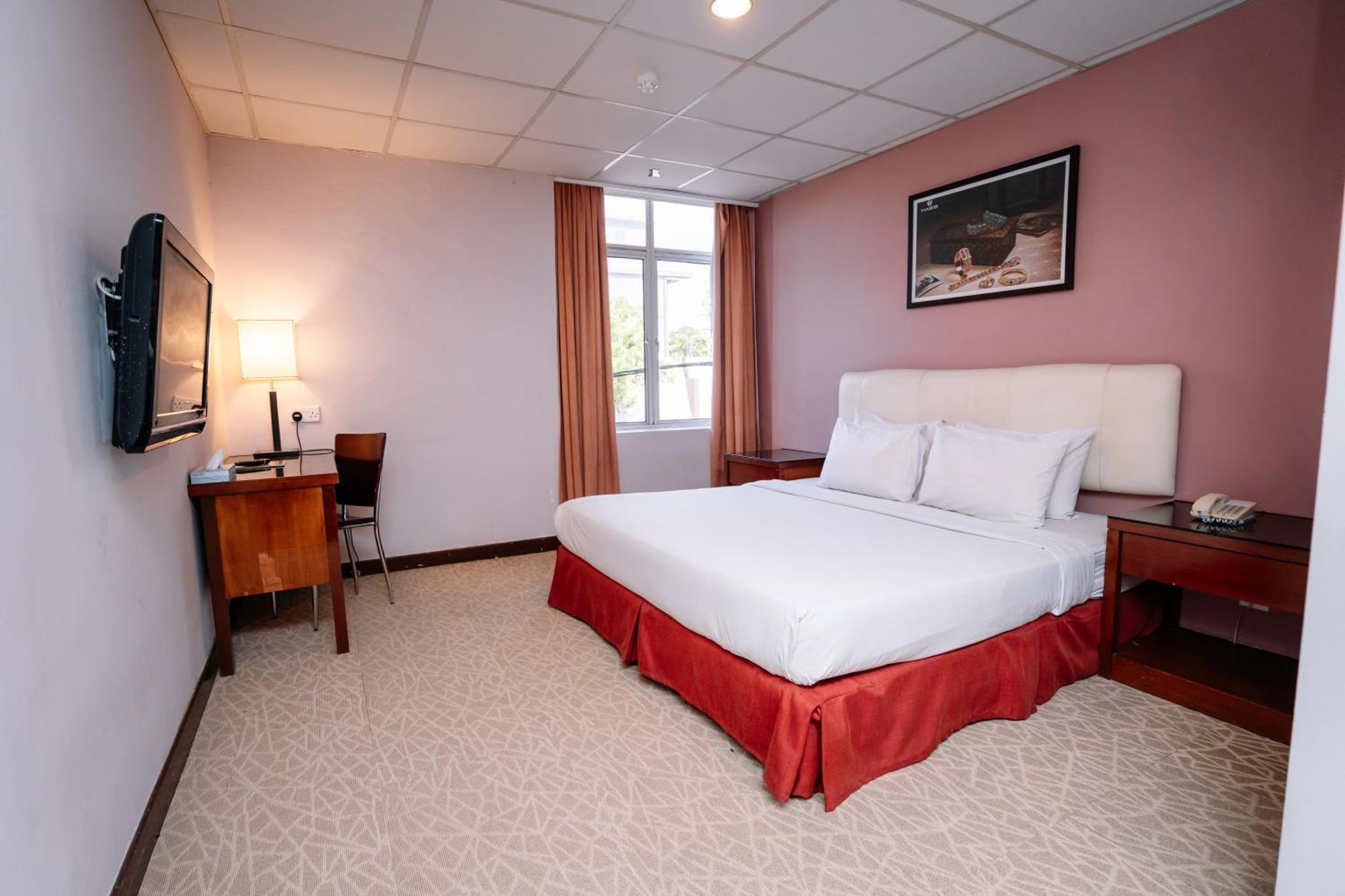 Jewels Hotel Kota Bharu Bagian luar foto