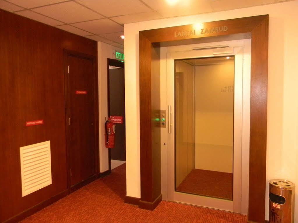 Jewels Hotel Kota Bharu Bagian luar foto